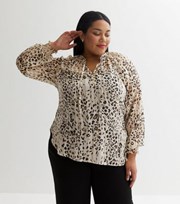 New Look Curves Off White Leopard Print Chiffon Tie Neck Blouse